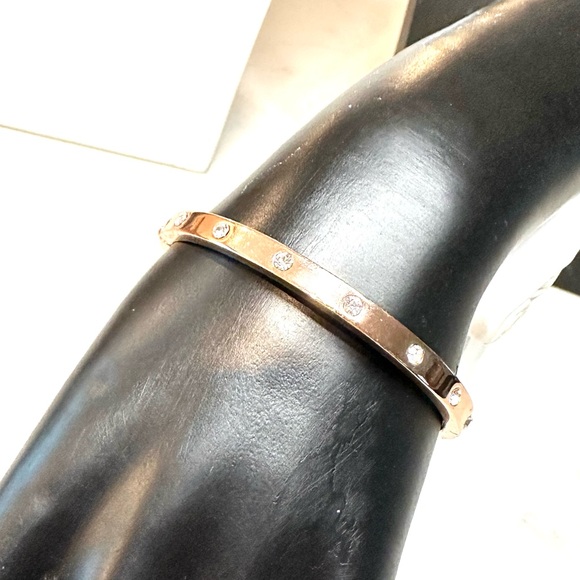 🩷 Kate Spade Rose Gold Bangle Bracelet 🩷 - Picture 2 of 2